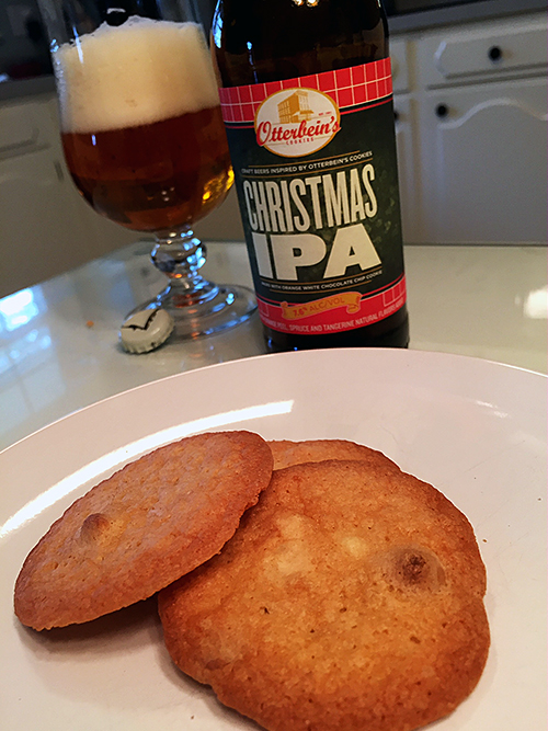 Flying Dog Christmas IPA and White Chocolate Chip Cookies photo